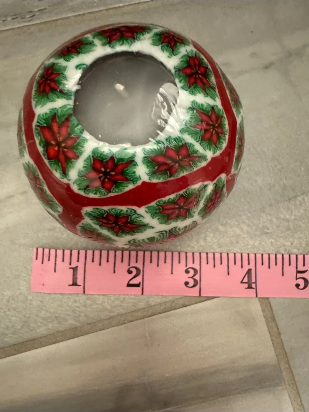 Festive Red Poinsettia Round Candle -NIP